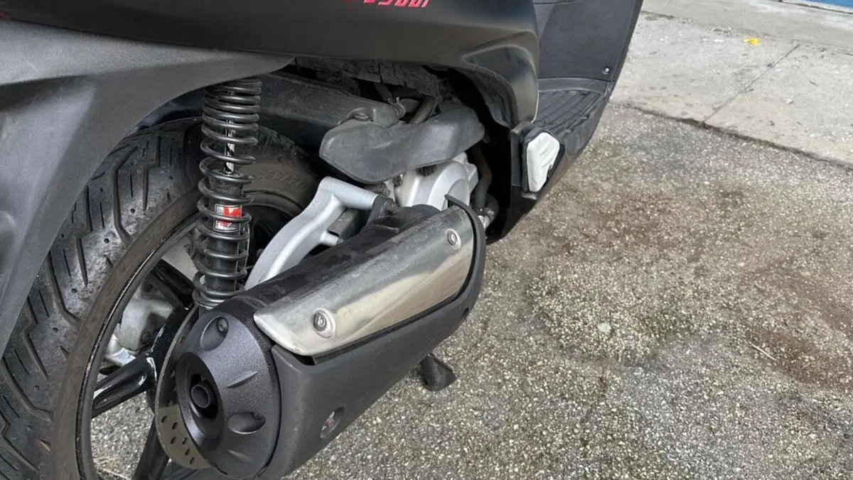 Honda SH 300 i (2006 - 10)  (3)