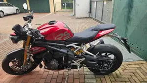 Triumph Speed Triple 1200 RS (2021 - 24)  (2)