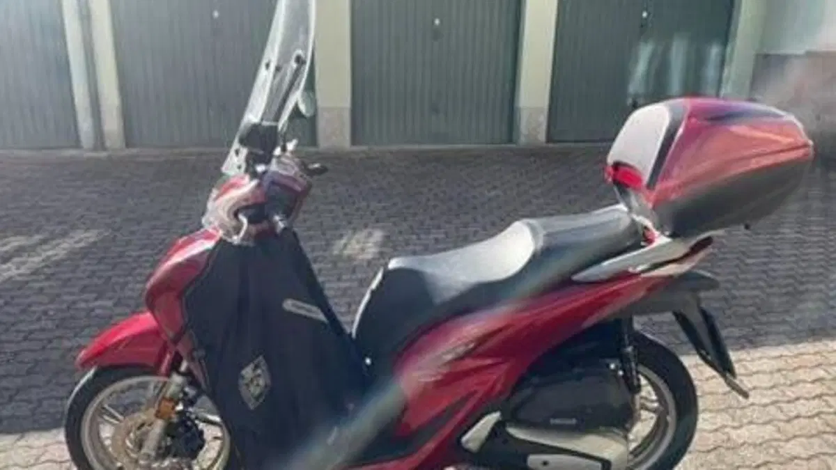 Honda SH 150i (2020 - 23)  (6)