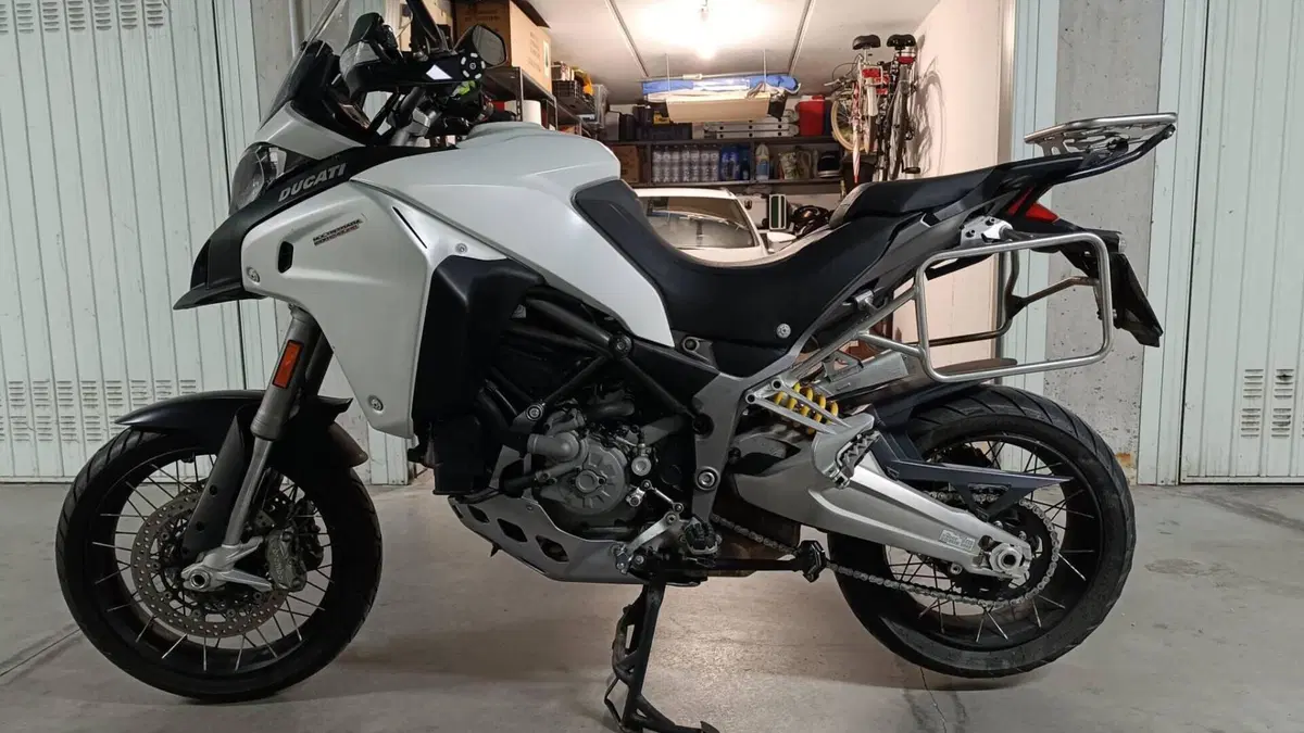 Ducati Multistrada 1200 Enduro (2016 - 18)  (2)