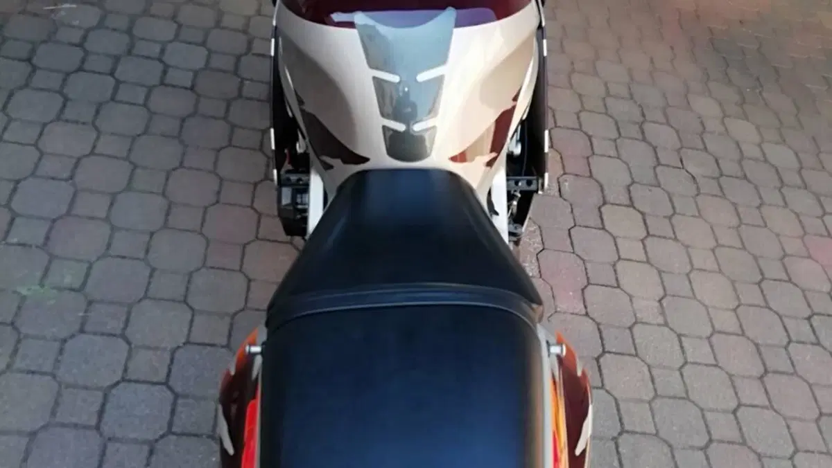 Honda CBR 900 RR (1994 - 95)  (7)
