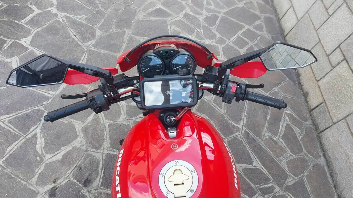 Ducati Monster 695 (2006 - 08)  (4)