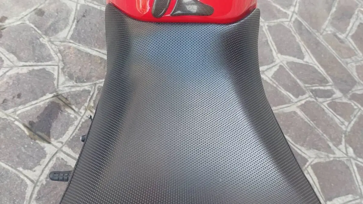 Ducati Monster 695 (2006 - 08)  (5)