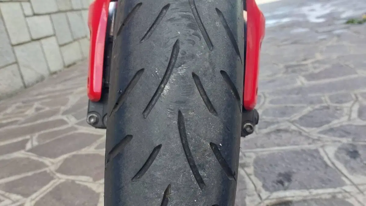 Ducati Monster 695 (2006 - 08)  (20)