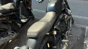 Moto Guzzi V7 II Stone (2015 - 17)  (4)
