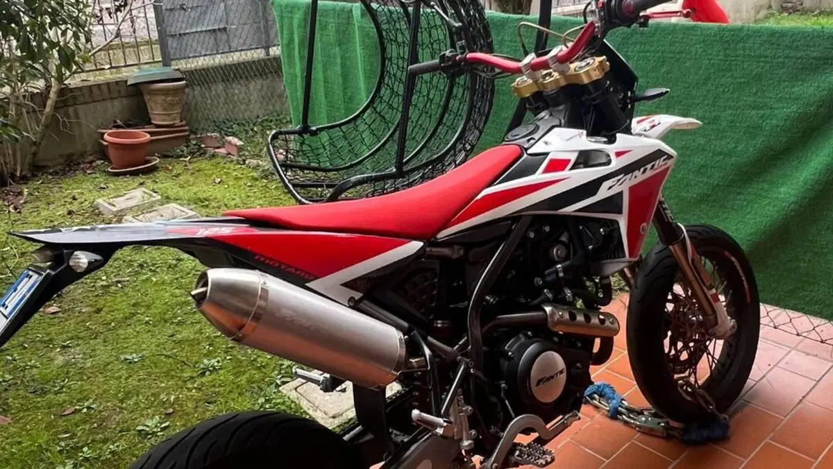 Fantic Motor XMF 125 Motard Performance 4t (2021 - 22)  (2)