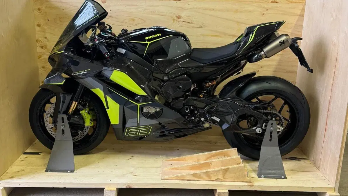Ducati Panigale V4 Lamborghini (2026) 