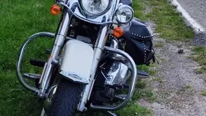 Harley-Davidson 1690 Deluxe ABS (2011 - 16) - FLSTN  (10)