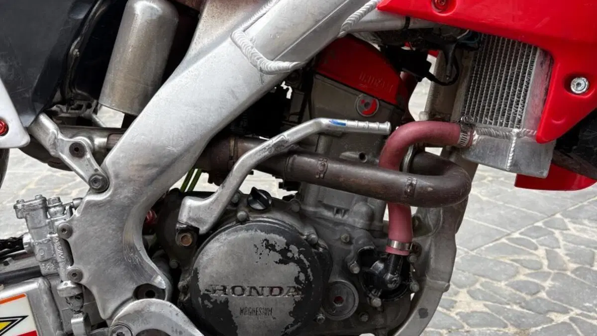 Honda CRF 250R (2010 - 11)  (2)