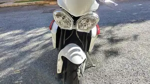 Triumph Street Triple R ABS (2013 - 17)  (5)