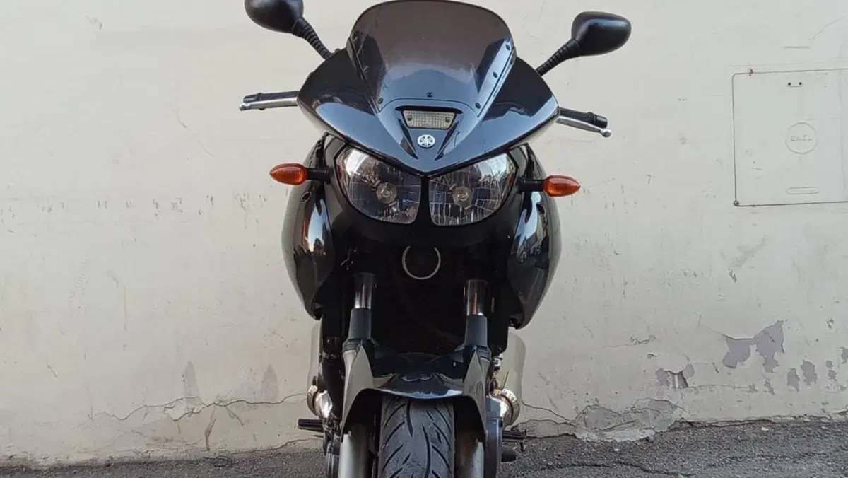 Yamaha TDM 900 (2002 - 14)  (2)