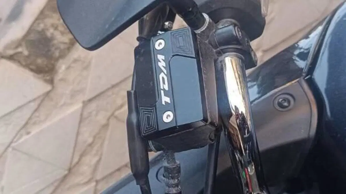 Yamaha TDM 900 (2002 - 14)  (6)