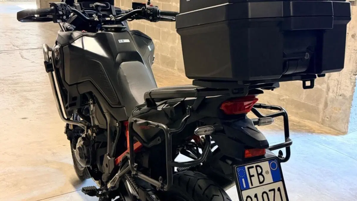 Honda Africa Twin CRF 1100L Urban DCT (2020 - 21)  (2)