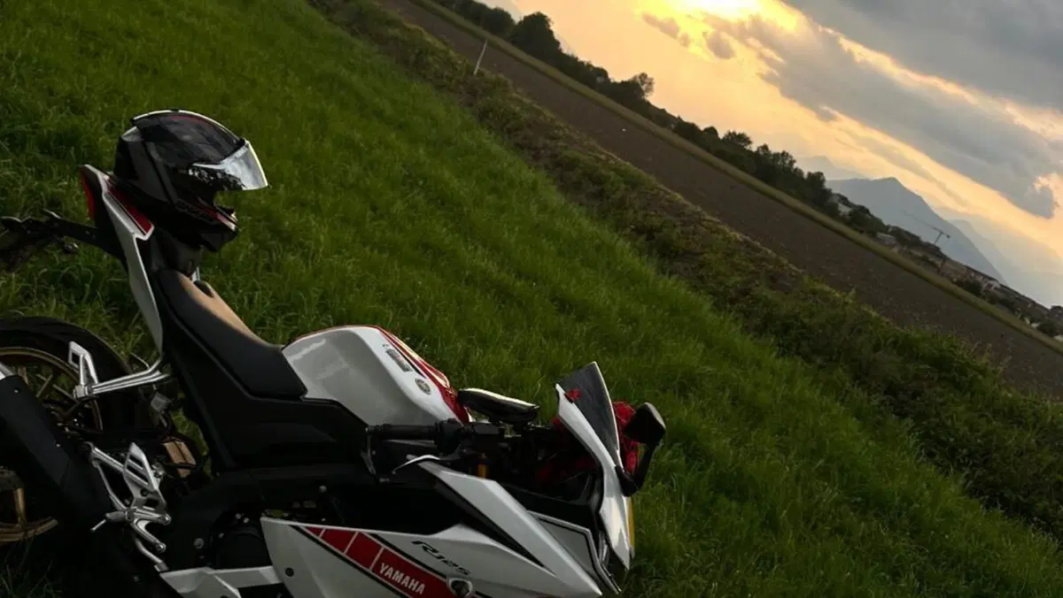 Yamaha YZF R125 (2021 - 22)  (4)