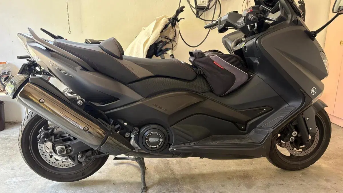 Yamaha T-Max 500 (2008 - 12)  (2)