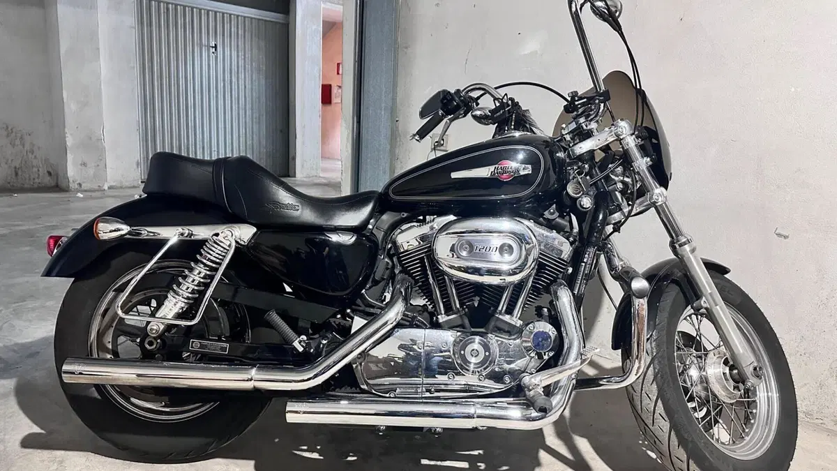 Harley-Davidson 1200 Custom (2007 - 13) - XL 1200C 