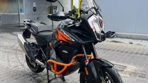 KTM 1290 Super Adventure S (2021)  (4)