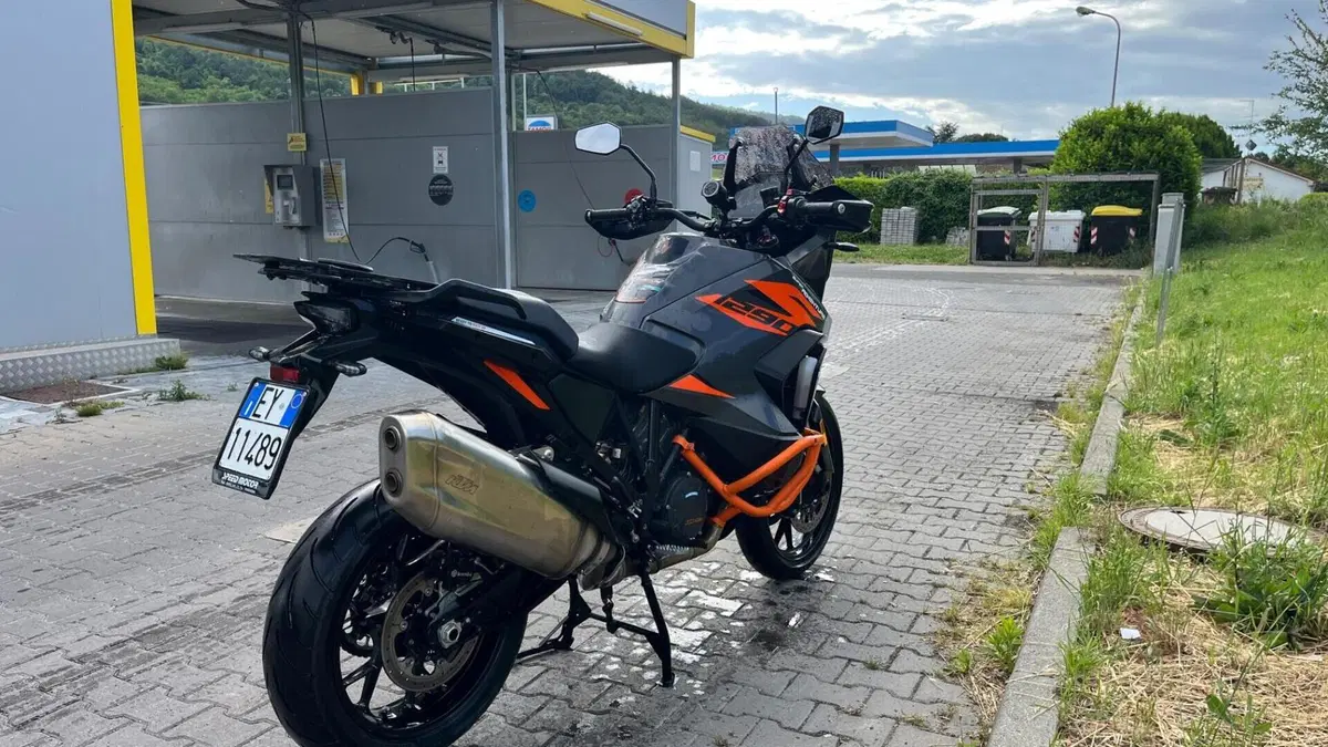 KTM 1290 Super Adventure S (2021)  (6)