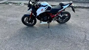 Honda CB 750 Hornet (2023 - 24)  (5)