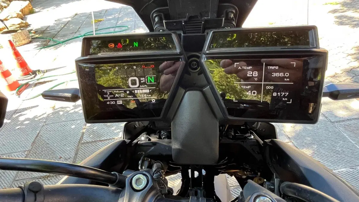 Yamaha Tracer 9 GT (2021 - 24)  (7)