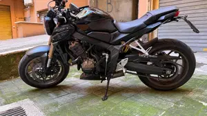 Honda CB 650 R (2019 - 20)  (3)