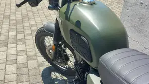 Brixton Motorcycles Felsberg 125 CBS (2021 - 25)  (4)