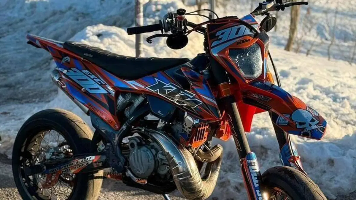 KTM 300 EXC E TPI (2022) 