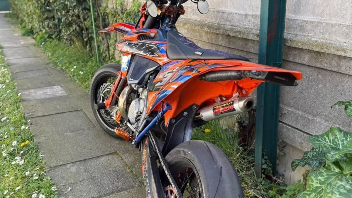 KTM 300 EXC E TPI (2022)  (3)