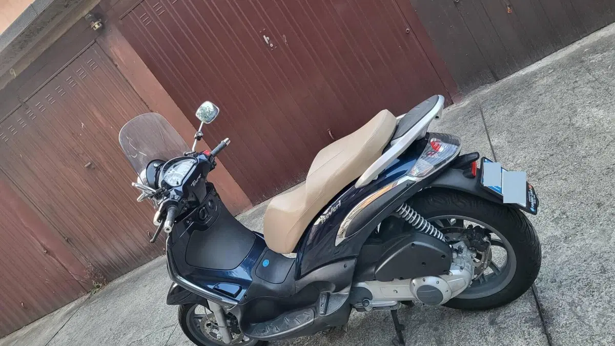 Piaggio Beverly Tourer 125 