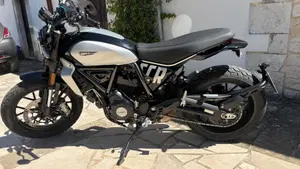 Ducati Scrambler 800 Icon (2023 - 24)  (3)