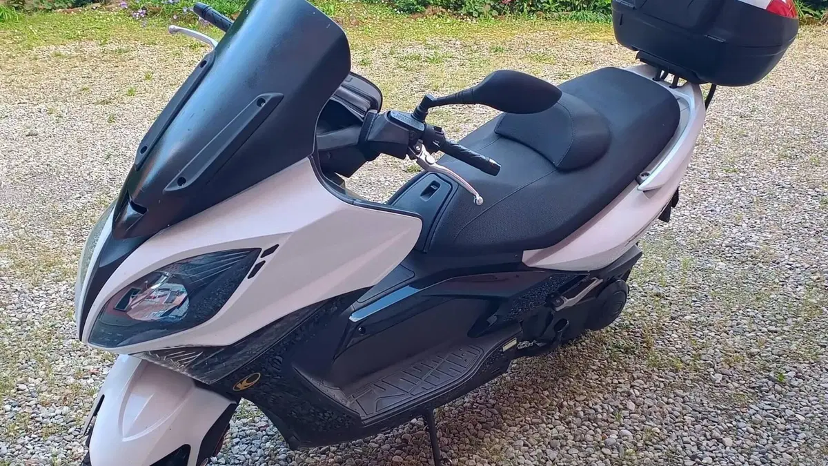 Kymco Xciting 300i R (2007 - 14)  (3)