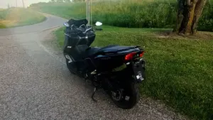 Yamaha T-Max 530 SX Sport Edition (2018 - 19)  (8)