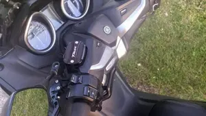 Yamaha T-Max 530 SX Sport Edition (2018 - 19)  (12)