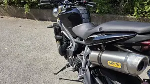 Triumph Street Triple (2007 - 12)  (2)