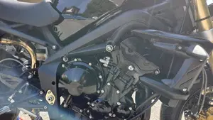 Triumph Street Triple (2007 - 12)  (3)