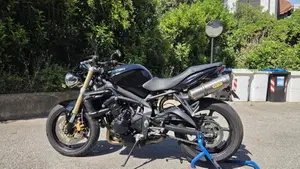 Triumph Street Triple (2007 - 12)  (6)