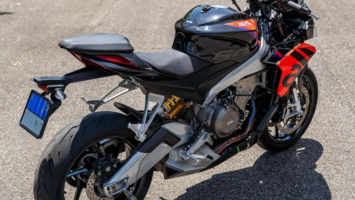 Aprilia Tuono 660 Factory (2022 - 24)  (5)