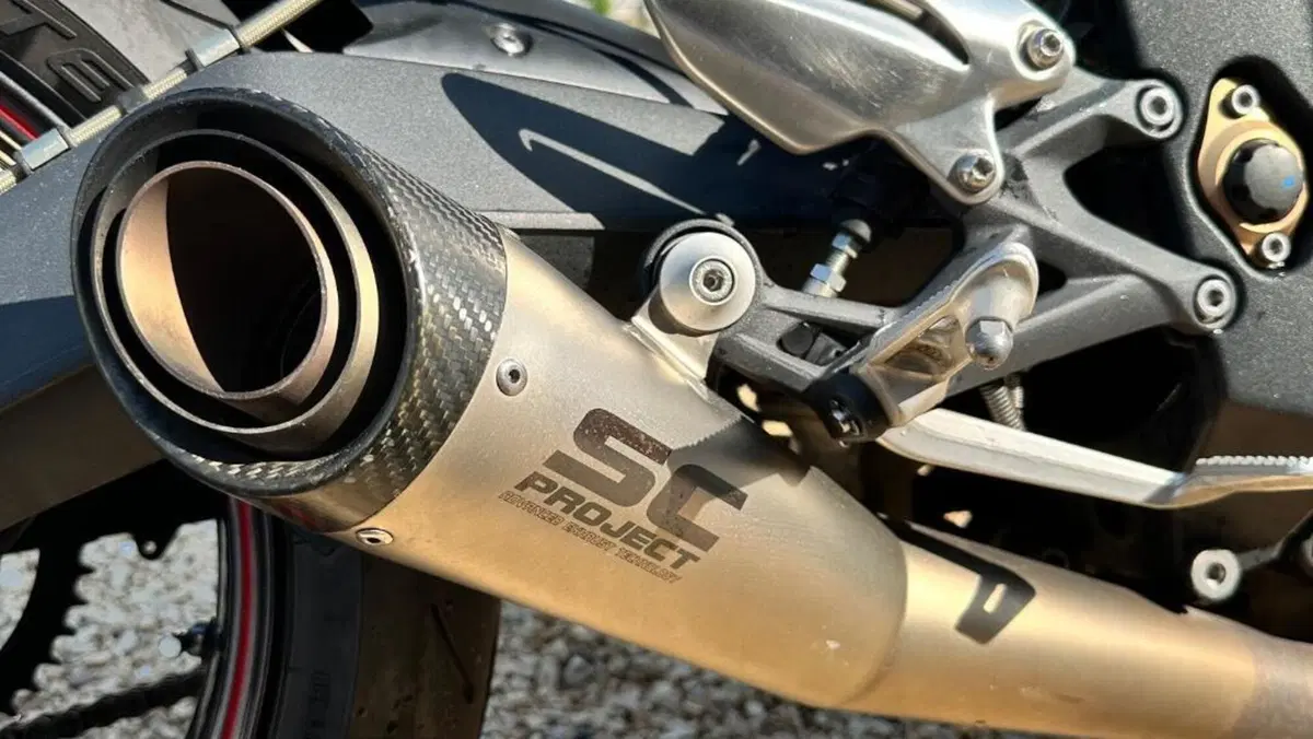 Triumph Street Triple R ABS (2013 - 17)  (4)