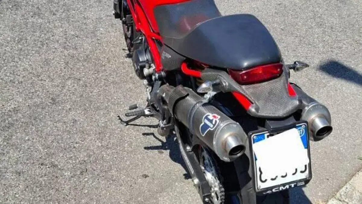Ducati Monster 695 (2006 - 08)  (2)