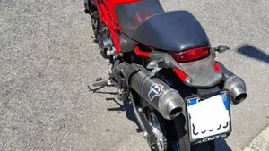 Ducati Monster 695 (2006 - 08)  (2)