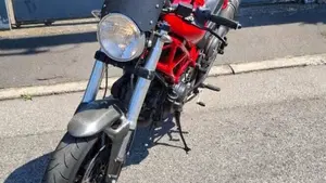 Ducati Monster 695 (2006 - 08)  (4)