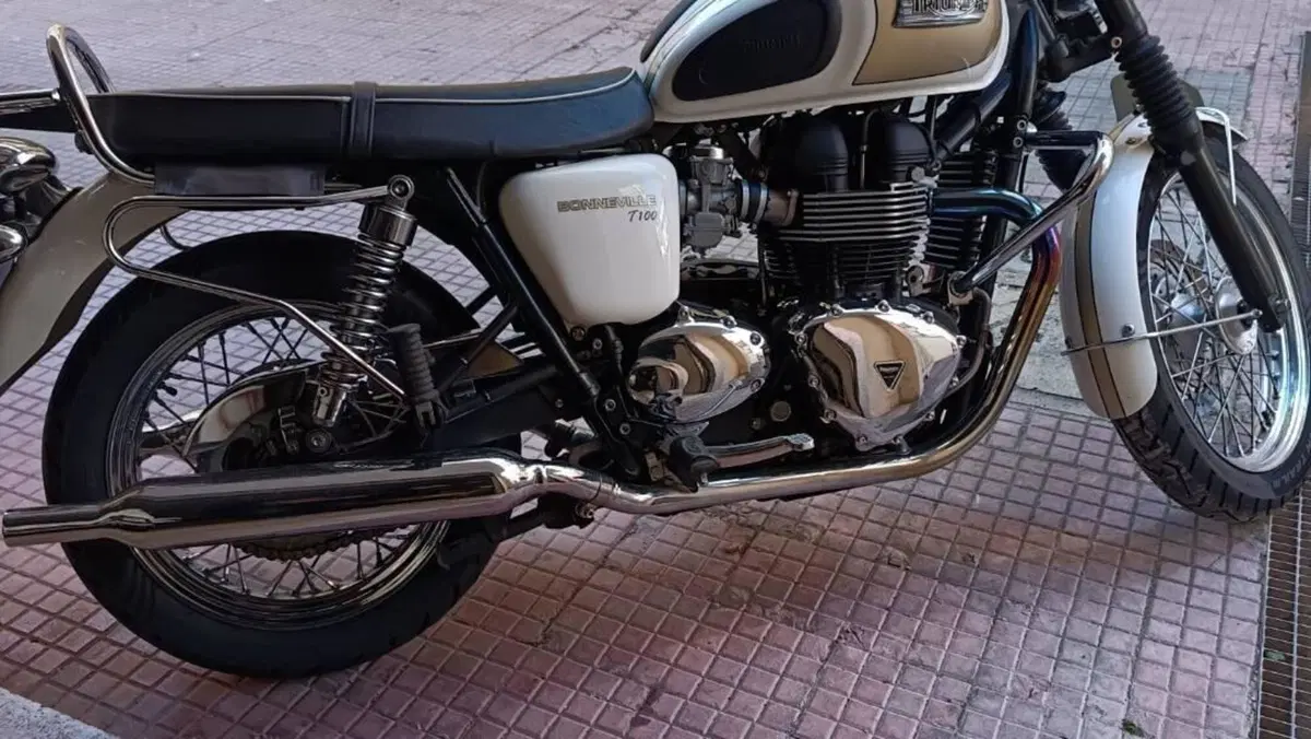Triumph Bonneville (2007 - 16)  (5)