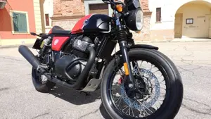 Royal Enfield Continental GT 650 (2019 - 20)  (2)