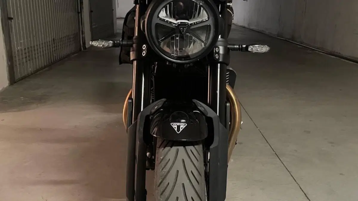 Triumph Speed Twin 900 (2025 - 26)  (5)
