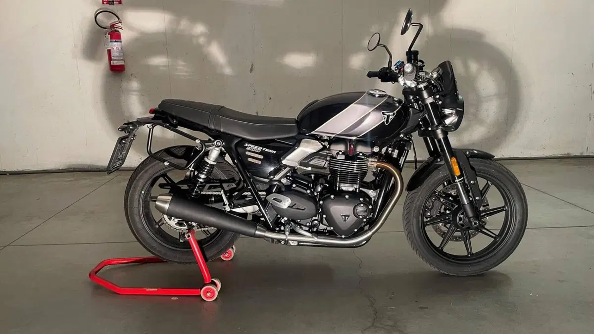 Triumph Speed Twin 900 (2025 - 26)  (7)