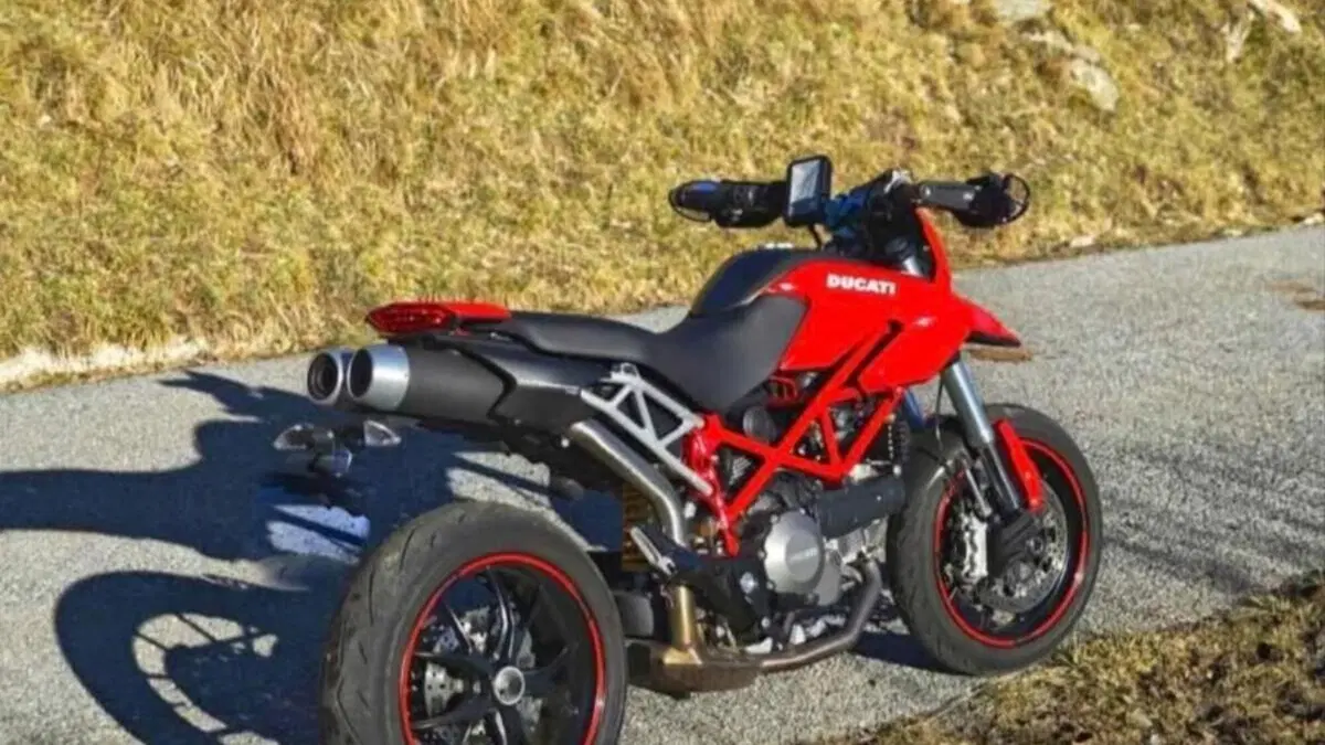 Ducati Hypermotard 796 (2012)  (3)