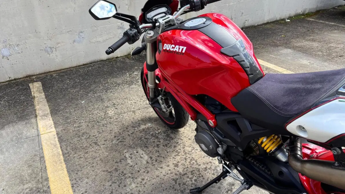 Ducati Monster 696 Plus (2007 - 14)  (4)