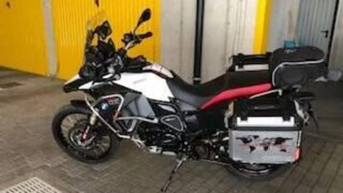 Bmw F 800 GS Adventure (2013 - 17)  (4)