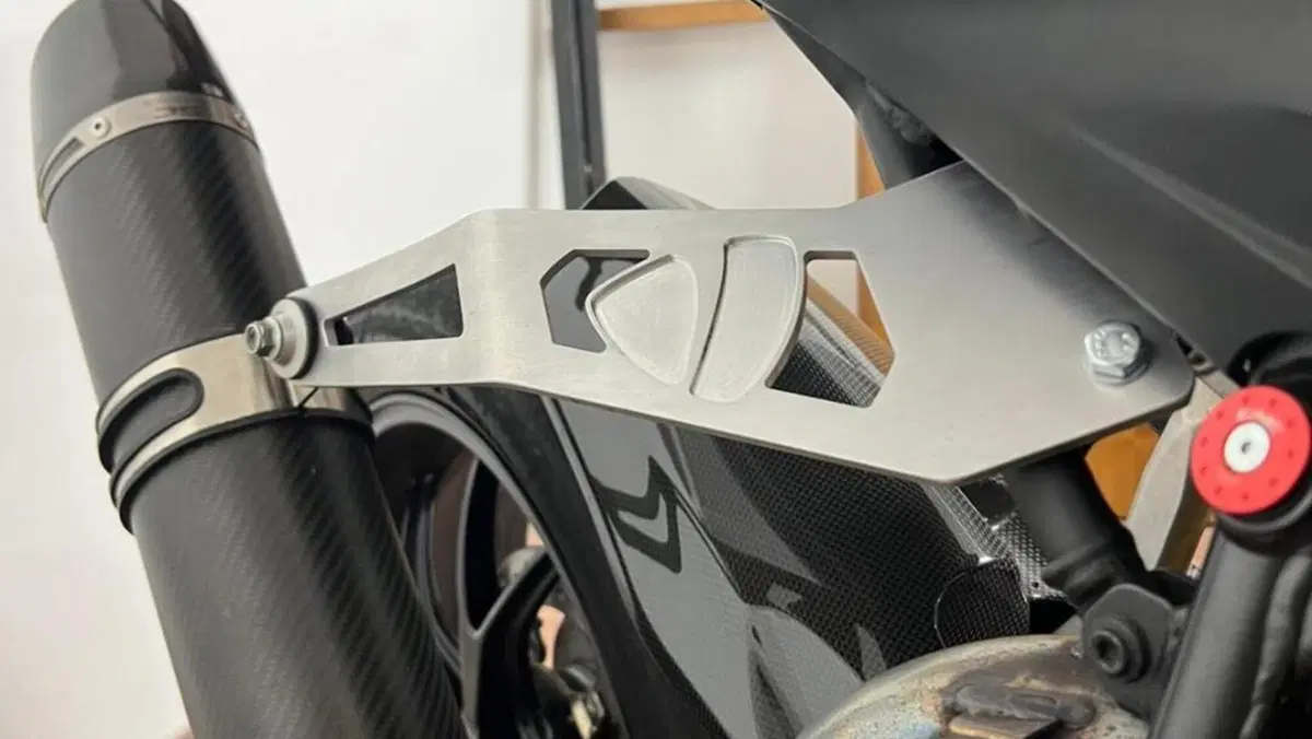 Ducati Streetfighter 848 (2011 - 15)  (3)