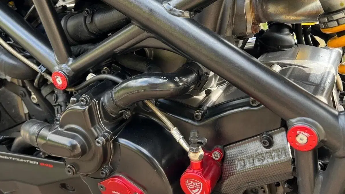 Ducati Streetfighter 848 (2011 - 15)  (4)